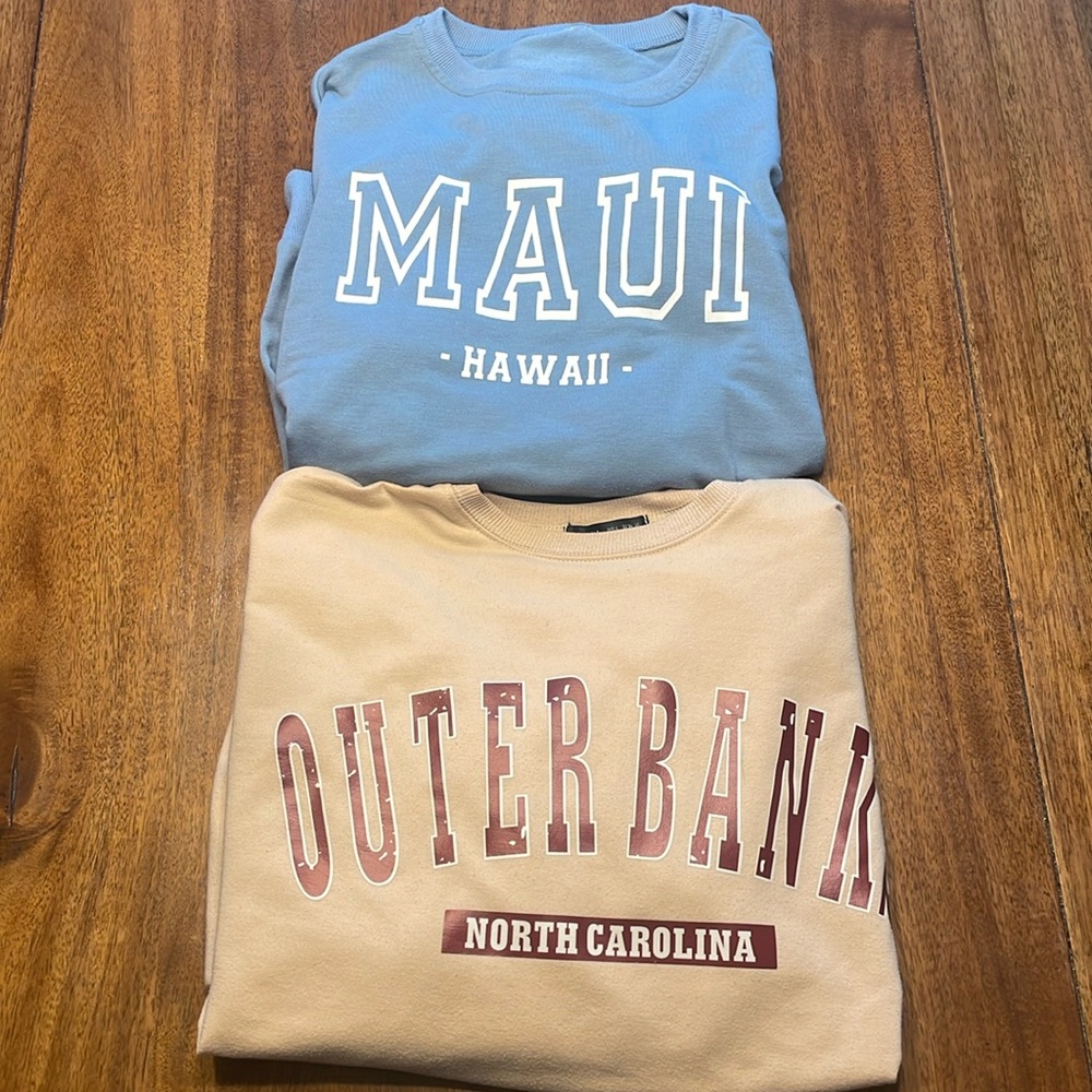 Small crewnecks